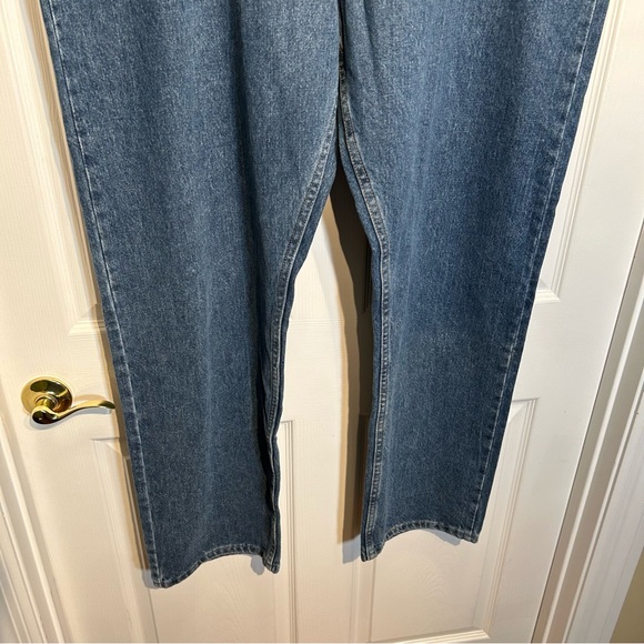 Wrangler Men's Relaxed Fit Jeans - Dark Blue 46 X 32 - Picture 4 of 7